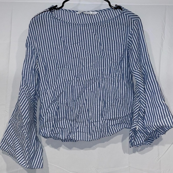 Zara Trafaluc Collection Blouse Off Shoulder Seersucker Striped Bell Sleeve Zip - Picture 2 of 11